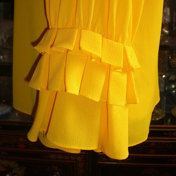 LE GALI YELLOW BELL SLEEVE V-NECK TOP S - Picture 5 of 6